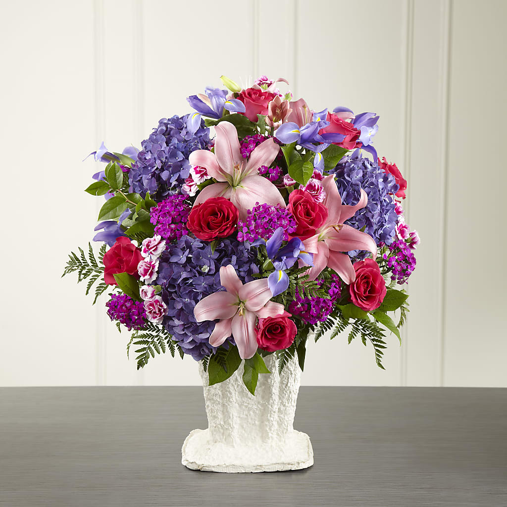 We Fondly Remember Arrangement – Lulus Petals, Farmington NM