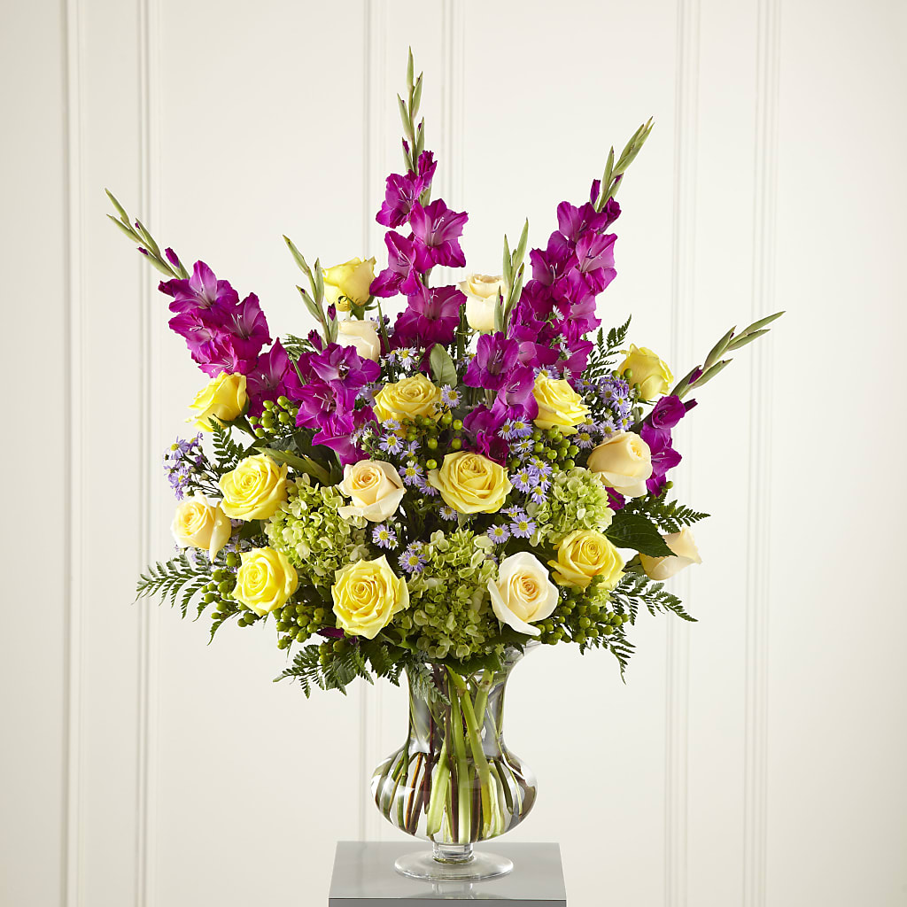 Loveliness Arrangement – Lulus Petals, Farmington NM