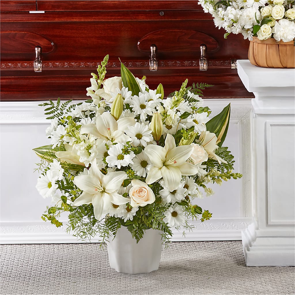 Thoughts of Tranquility Floor Basket – Lulus Petals, Farmington NM