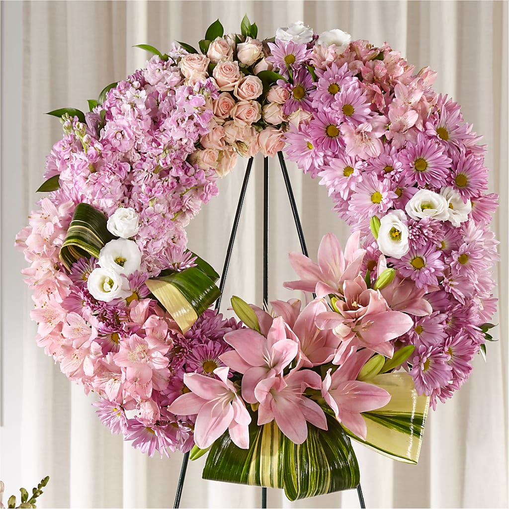 Gift of Warmth Wreath – Lulus Petals, Farmington NM