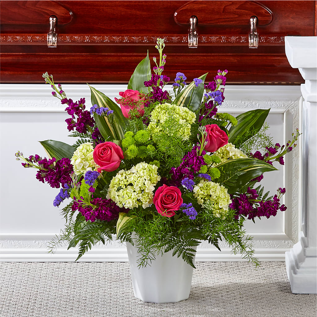 Beautiful Horizons Floor Basket – Lulus Petals, Farmington NM