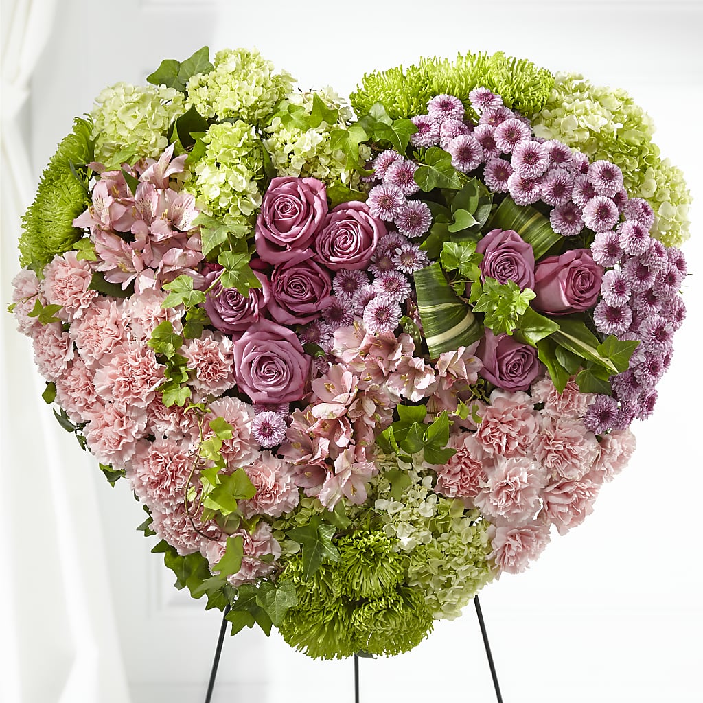 Heartwarming Standing Heart – Lulus Petals, Farmington NM