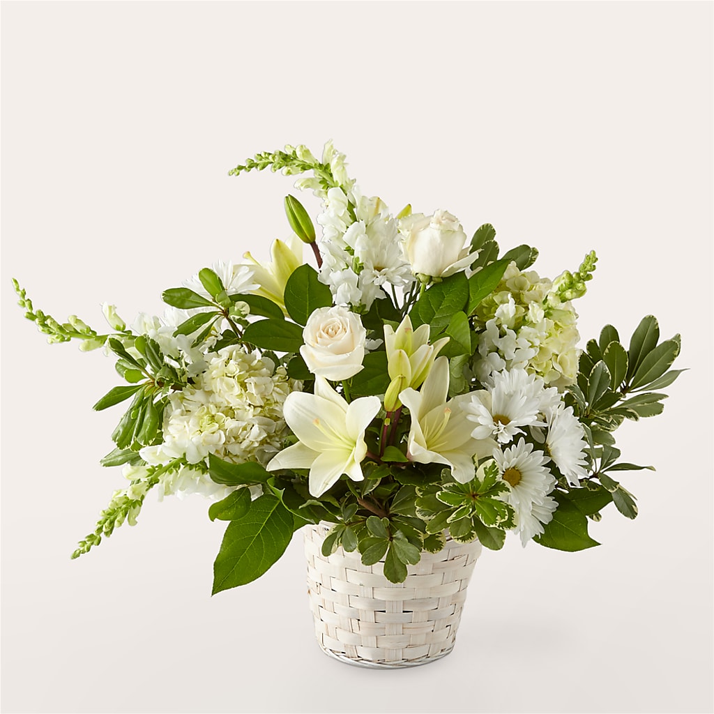 Ivory Elegance Floral Basket – Lulus Petals, Farmington NM