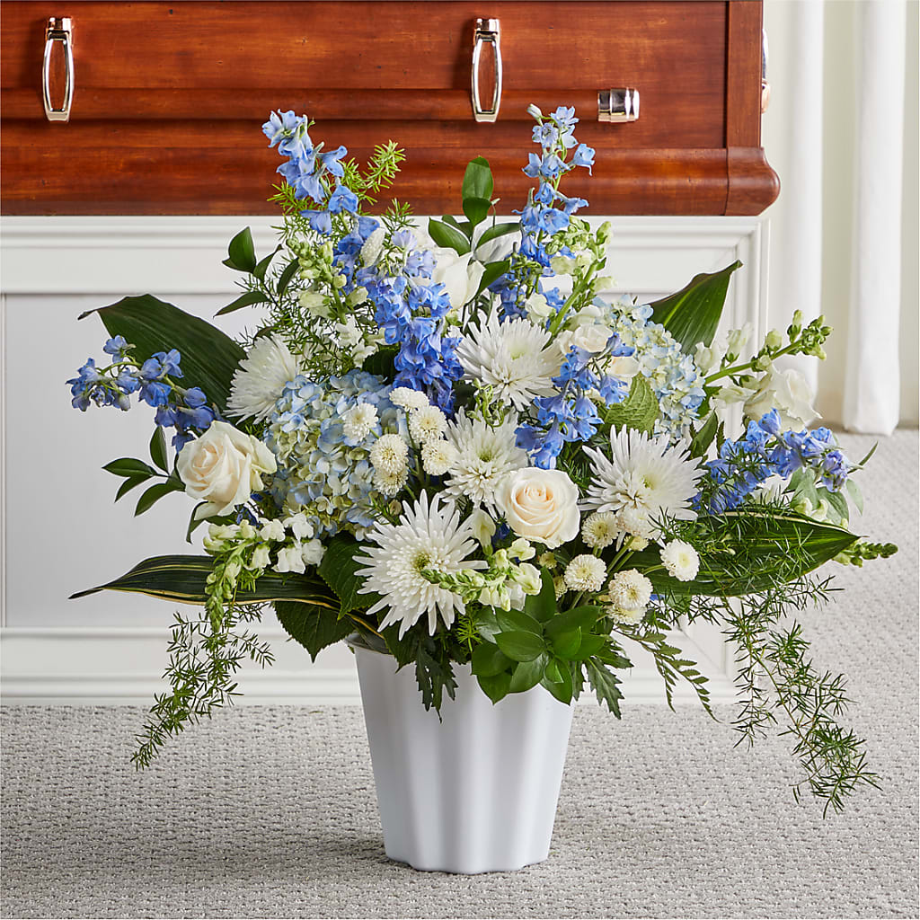 Everlasting Memories Floor Basket – Lulus Petals, Farmington NM