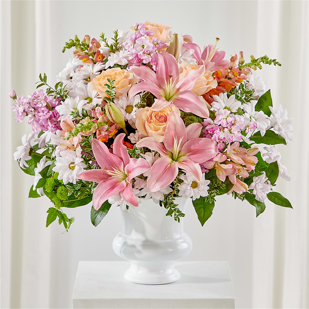 Heartfelt Gesture Urn Arrangement – Lulus Petals, Farmington NM