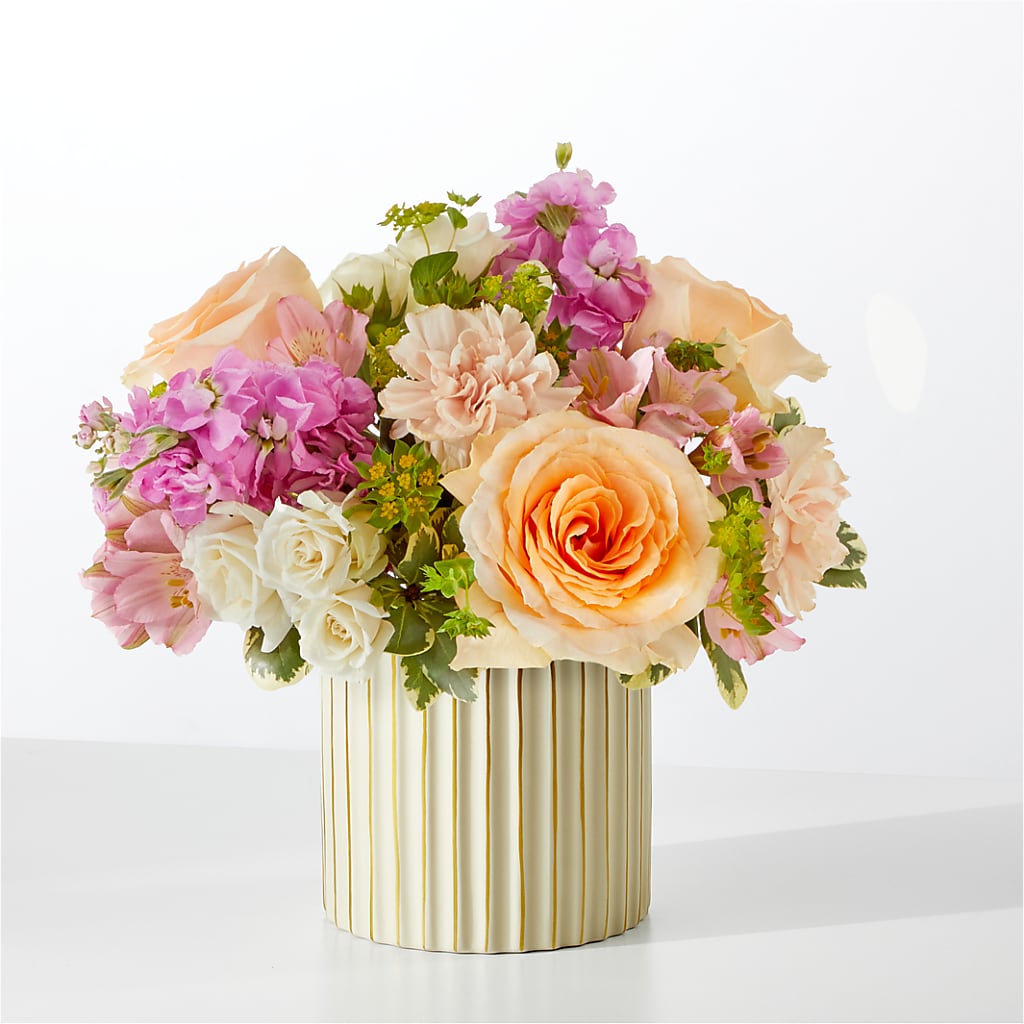 Paradise Bouquet with Ivory Vase – Lulus Petals, Farmington NM