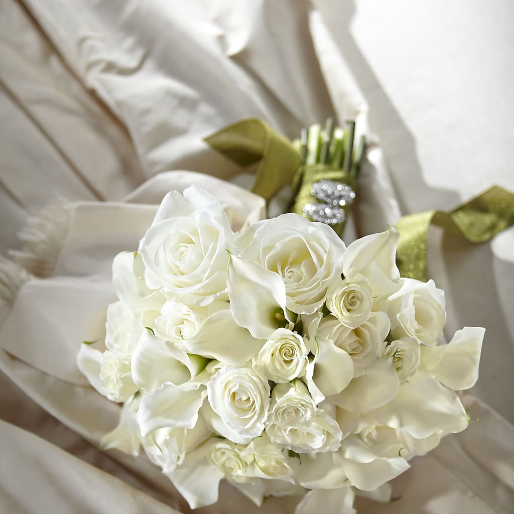 Serene Highness Bouquet – Lulus Petals, Farmington NM