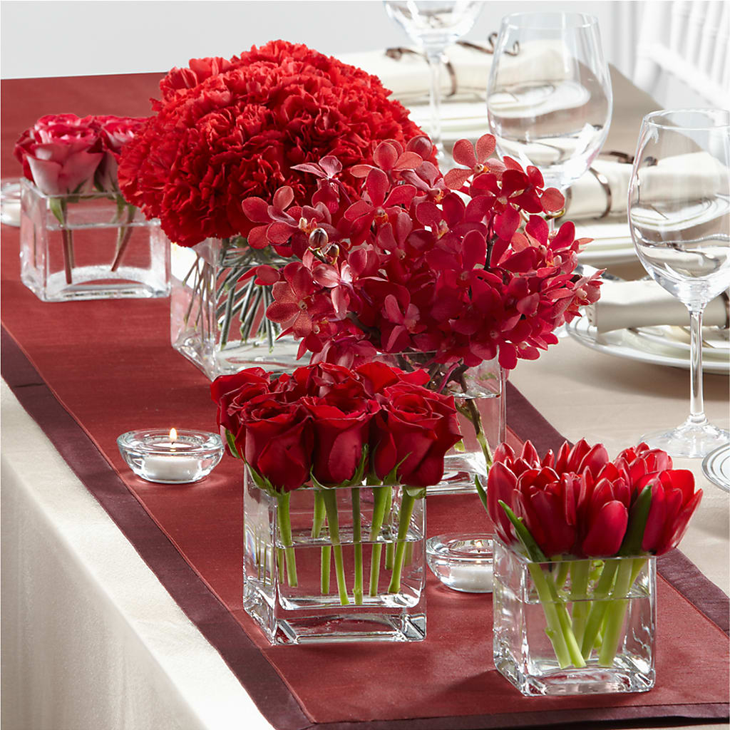 Modern Grace Centerpiece – Lulus Petals, Farmington NM