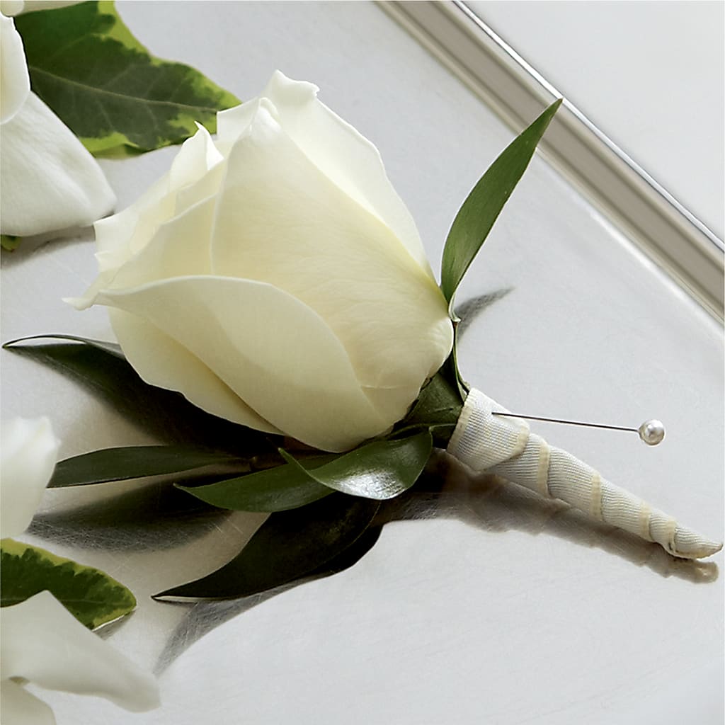 White Rose Boutonniere – Lulus Petals, Farmington NM
