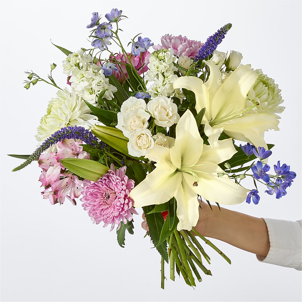 Winter Celebration Bouquet –  Lulus Petals, Farmington NM