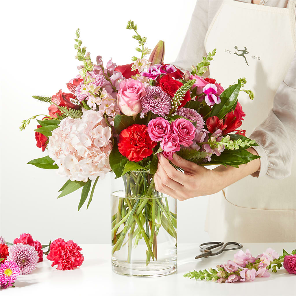 Swooning Over You - A Luxury Florist Original –  Lulus Petals, Farmington NM
