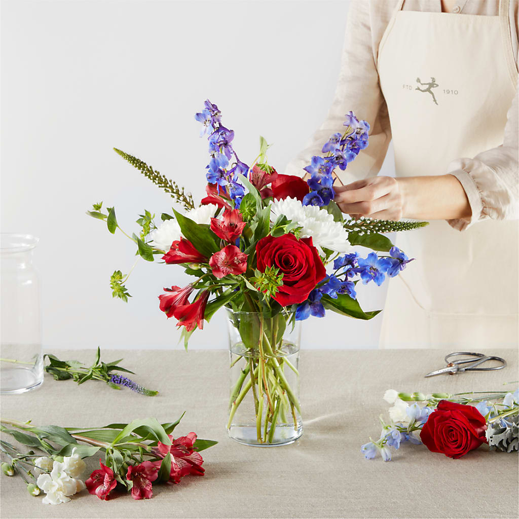 Star Spangled - A Florist Original –  Lulus Petals, Farmington NM