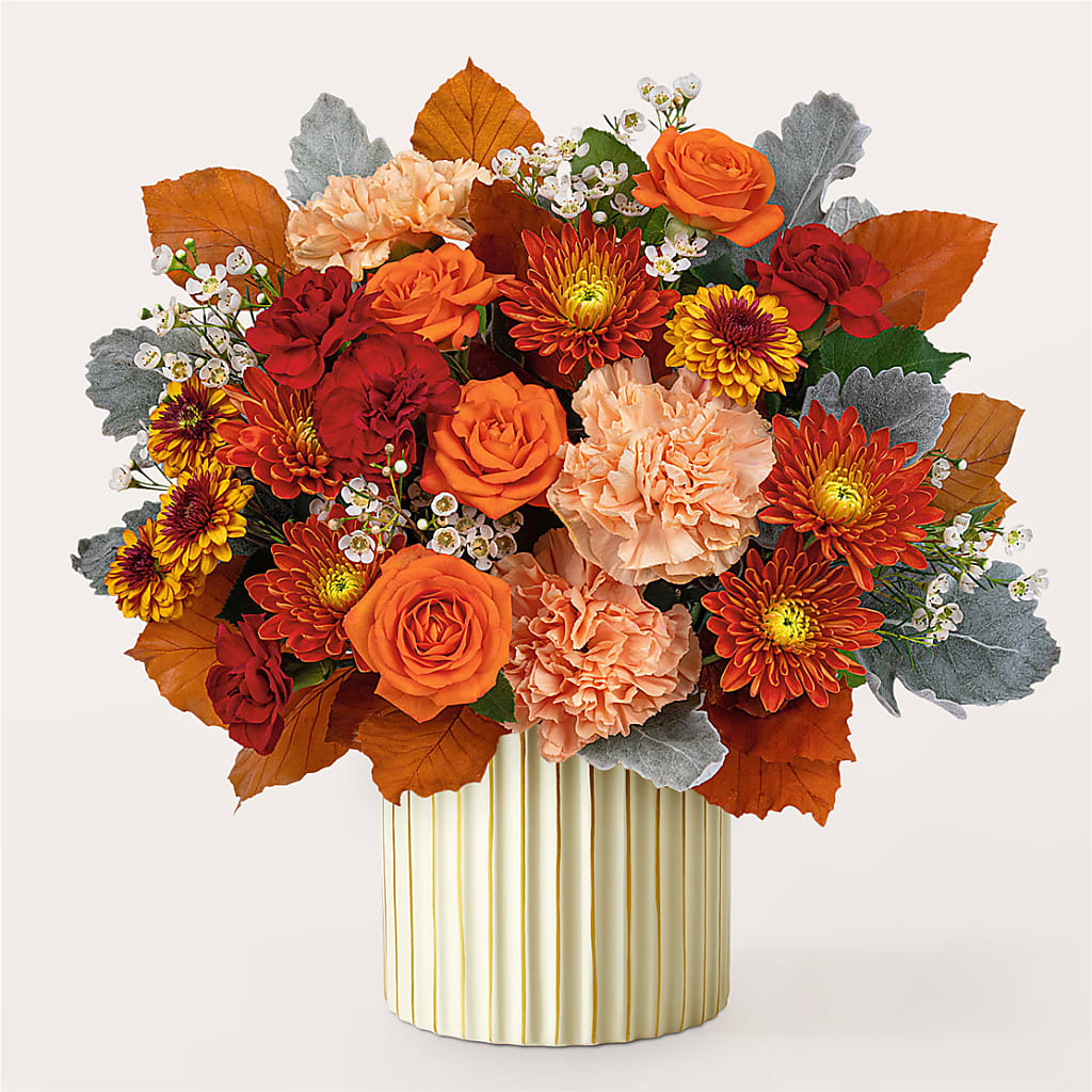 Merlot Bouquet with Ivory Vase –  Lulus Petals, Farmington NM