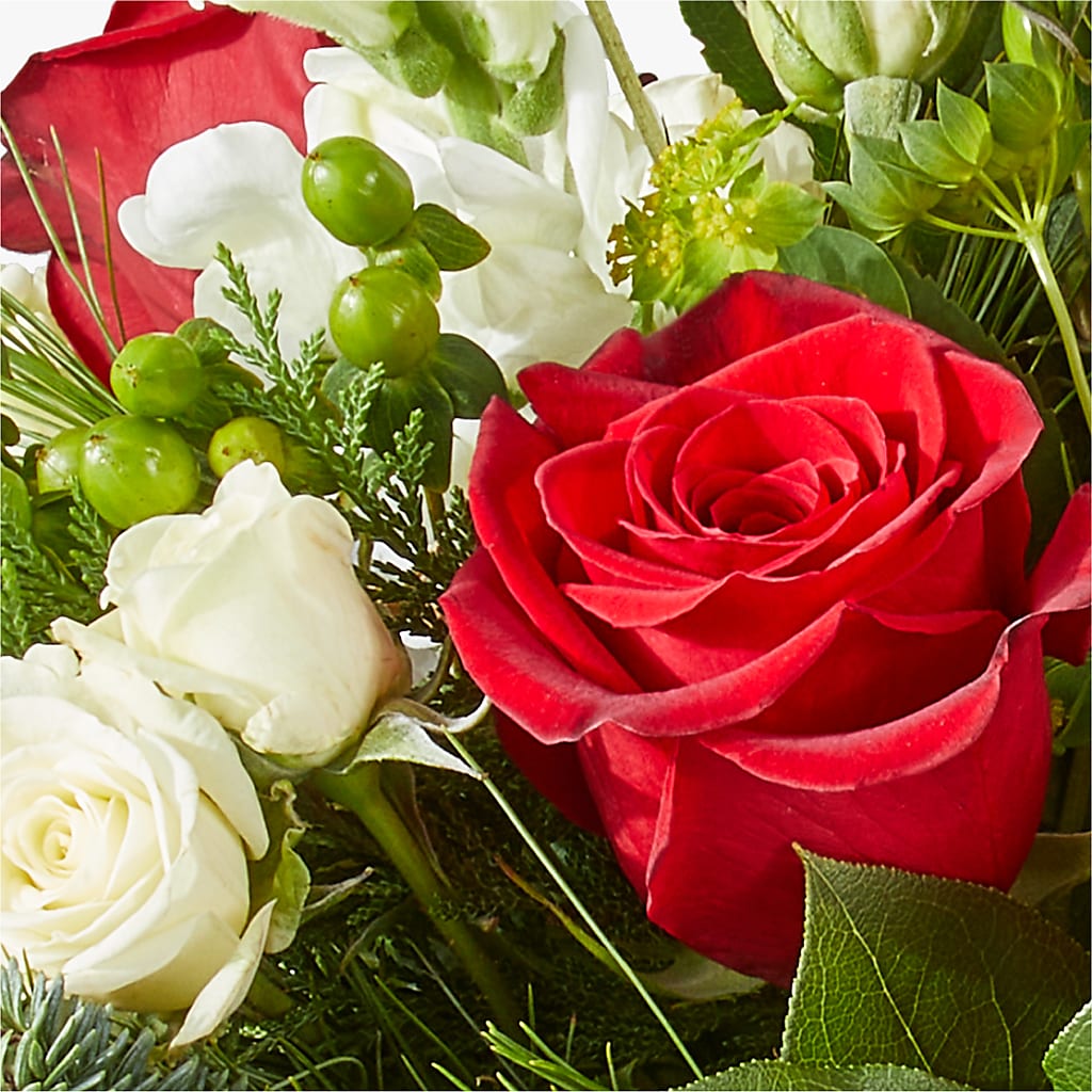 Deck the Halls Bouquet –  Lulus Petals, Farmington NM