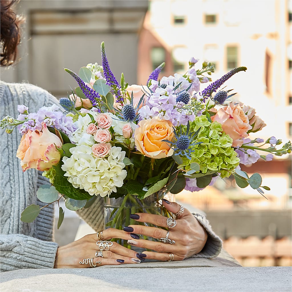 Porch Swing Bouquet –  Lulus Petals, Farmington NM